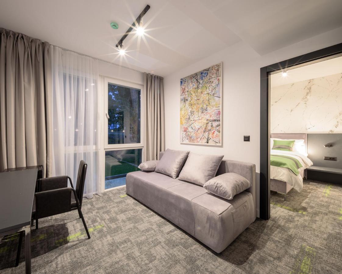 Joy 5 Hotel & Spa Beograd Ngoại thất bức ảnh